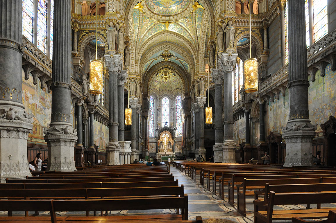 Nouveaux décors à Fourvière