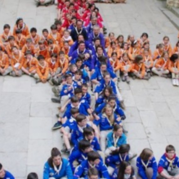 Rassemblement de jeunes à Rocamadour
