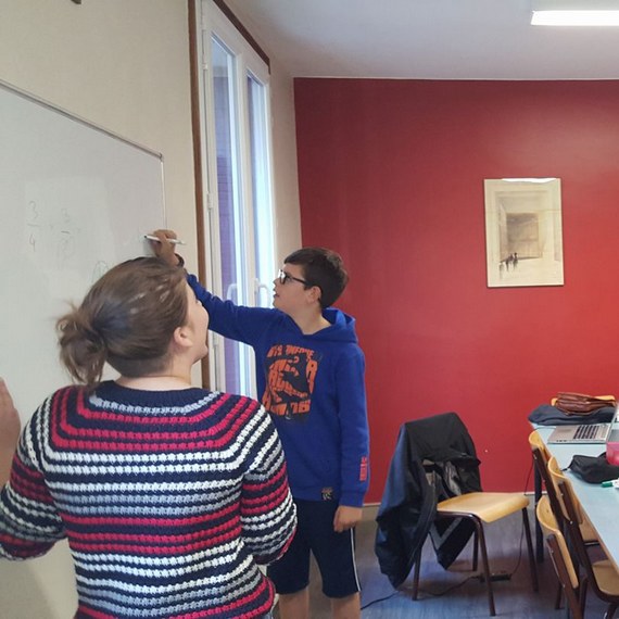 Aide aux victimes de phobie scolaire