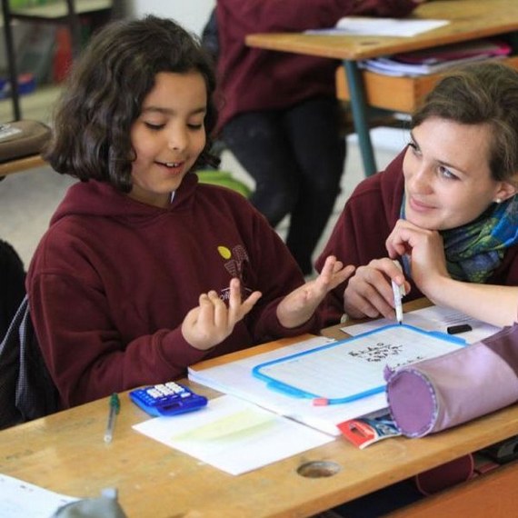 Répondre aux besoins éducatifs urgents des banlieues