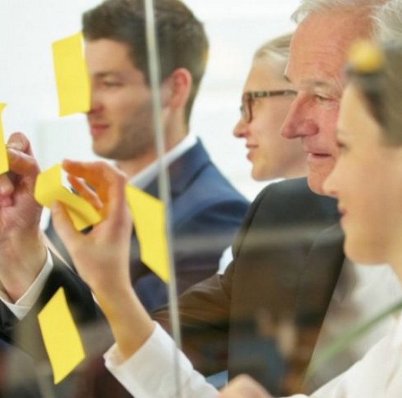 Soutien aux entrepreneurs en reconversion professionnelle